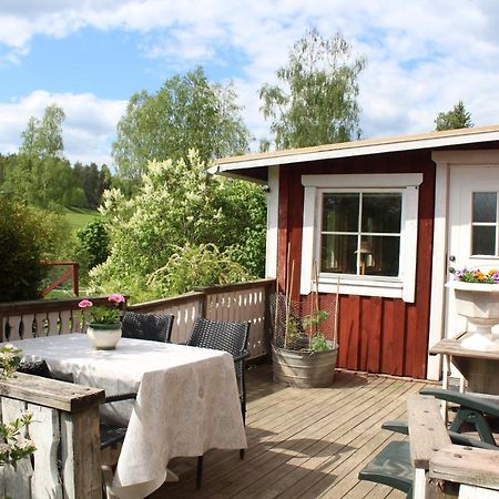 Boende Naera Romme Alpin Och Andra Friluftsaktiviteter I Dalarna Smedjebacken Exterior photo